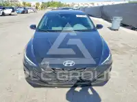 2023 Hyundai Elantra фото