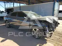 2023 Hyundai Elantra фото