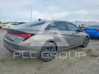 2023 Hyundai Elantra фото