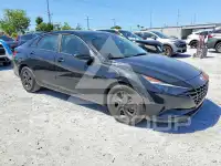 2023 Hyundai Elantra фото