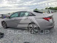 2023 Hyundai Elantra photo