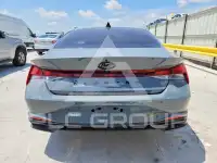2023 Hyundai Elantra фото