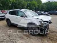2023 Volkswagen Taos photo