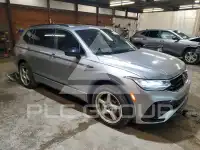 2023 Volkswagen Tiguan photo