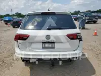 2023 Volkswagen Tiguan photo