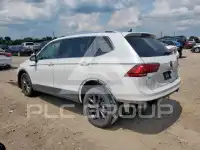 2023 Volkswagen Tiguan photo