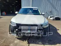 2023 Volkswagen Tiguan photo