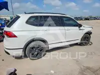 2023 Volkswagen Tiguan photo