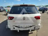 2023 Volkswagen Tiguan photo