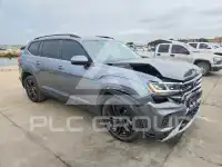 2023 Volkswagen Atlas photo