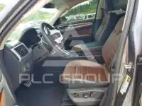 2023 Volkswagen Atlas photo