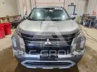 2024 Mitsubishi OUTLANDER photo