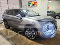 2024 Mitsubishi OUTLANDER photo