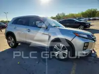 2024 Mitsubishi OUTLANDER photo