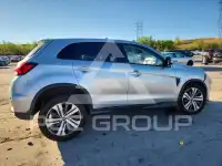2024 Mitsubishi OUTLANDER photo