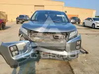2024 Mitsubishi OUTLANDER фото