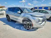 2024 Mitsubishi OUTLANDER photo
