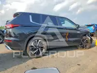 2024 Mitsubishi OUTLANDER photo