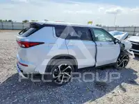 2024 Mitsubishi OUTLANDER фото