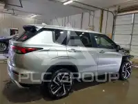 2024 Mitsubishi OUTLANDER фото
