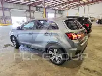 2024 Mitsubishi OUTLANDER photo
