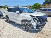 2024 Mitsubishi OUTLANDER фото