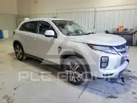 2024 Mitsubishi OUTLANDER photo