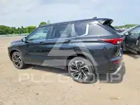 2024 Mitsubishi OUTLANDER photo