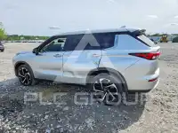 2024 Mitsubishi OUTLANDER photo