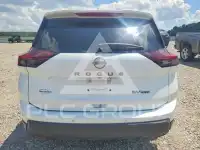 2024 Nissan ROGUE фото