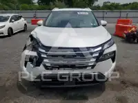 2024 Nissan ROGUE photo