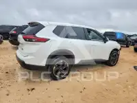 2024 Nissan ROGUE photo