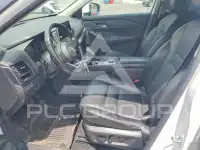 2024 Nissan ROGUE photo