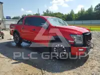 2024 Nissan TITAN фото