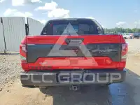 2024 Nissan TITAN фото
