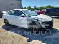 2024 Nissan SENTRA фото