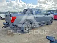 2024 Nissan TITAN фото