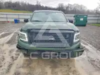 2024 Nissan TITAN фото
