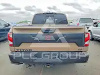 2024 Nissan TITAN photo