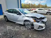 2024 Nissan ALTIMA photo
