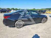 2024 Nissan ALTIMA photo