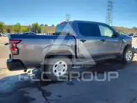 2024 Nissan FRONTIER photo