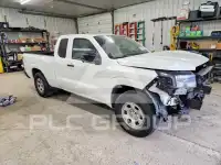 2024 Nissan FRONTIER photo