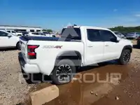 2024 Nissan FRONTIER фото