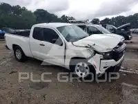 2024 Nissan FRONTIER photo