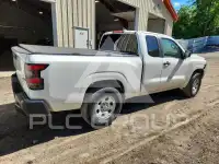 2024 Nissan FRONTIER photo