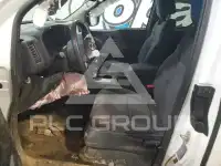 2024 Nissan FRONTIER фото