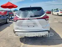 2024 Nissan KICKS фото