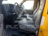 2024 Chevrolet Express фото