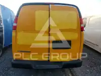 2024 Chevrolet Express фото